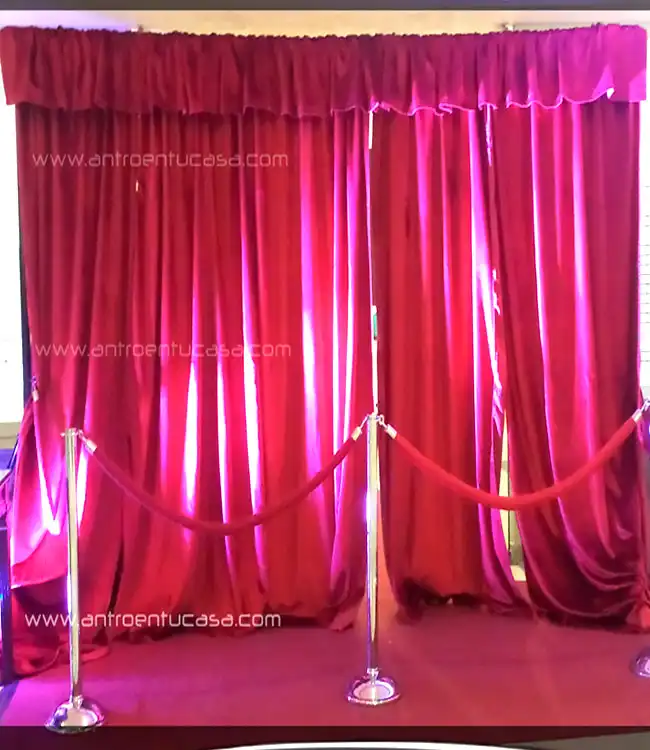 Cortinas para alfombra roja