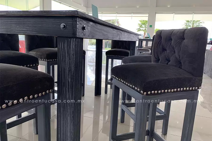 Silla y mesa vintage