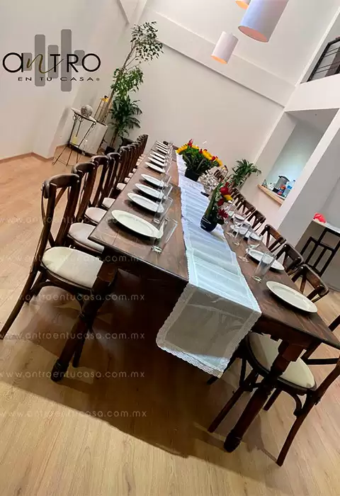 Renta de sillas crossback